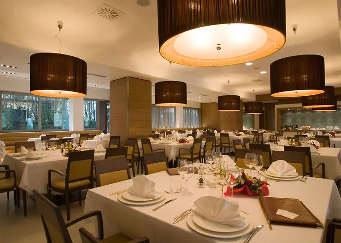 Antony Palace - Venice Airport