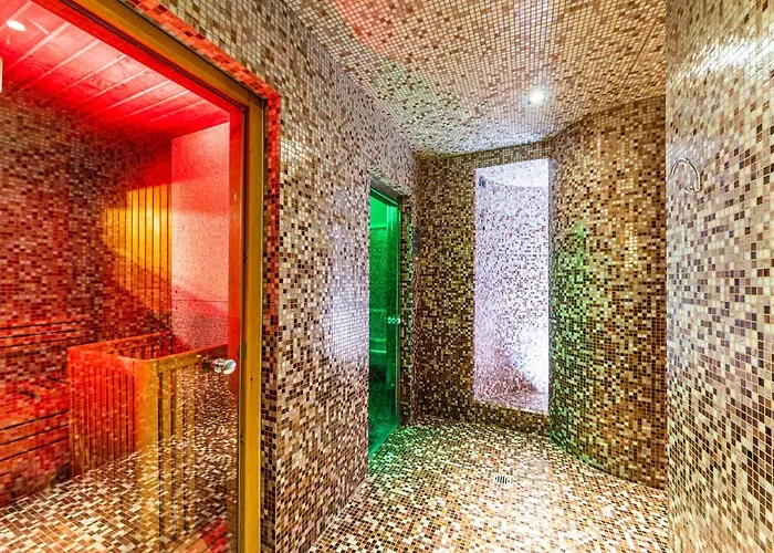 Antony Palace - Venice Airport Marcon