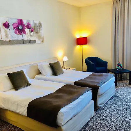 Antony Palace - Venice Airport