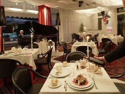 Antony Palace - Venice Airport 4* Marcon