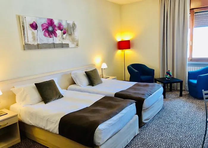 Antony Palace - Venice Airport