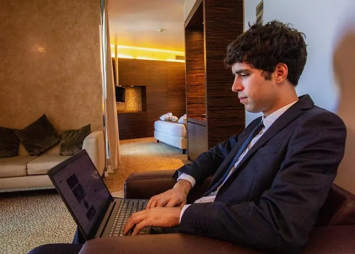 فندق Antony Palace - Venice Airport