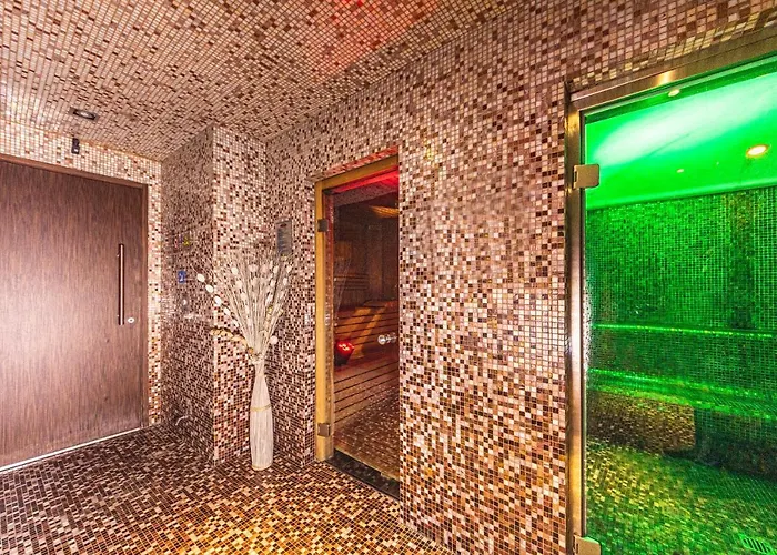 Antony Palace - Venice Airport